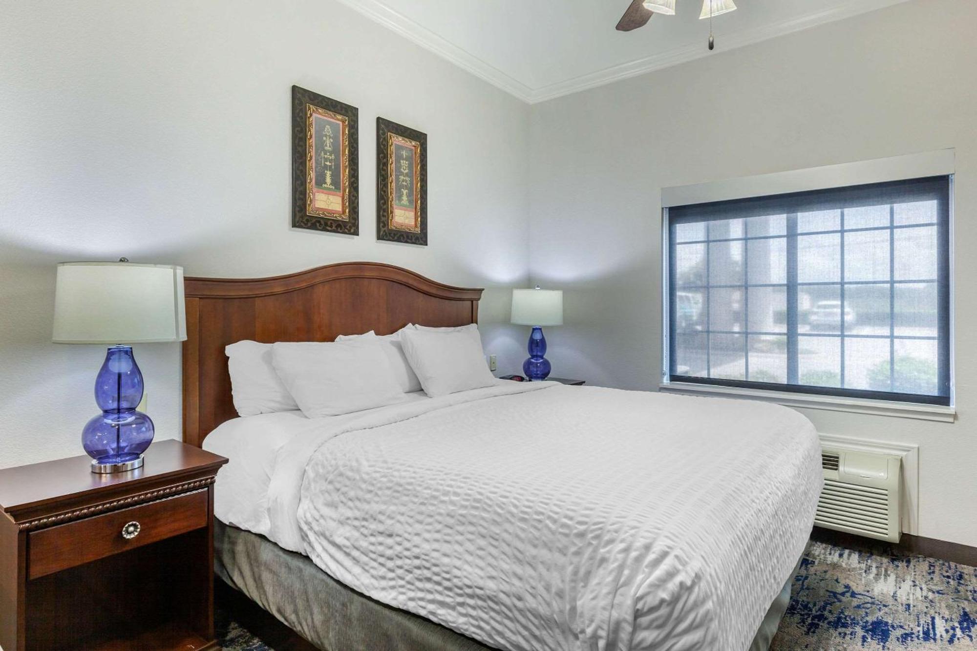 Clarion Pointe Sulphur Springs Exterior foto